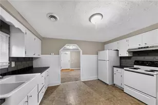 1704 Wilbur Ave, Fairborn, OH 45324 - Photo 13