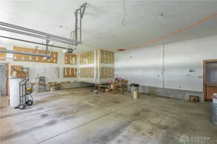 8833 E State Route 41, New Carlisle, OH 45344 - Photo 37