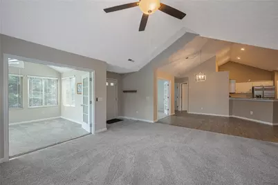 221 Villa Pointe Drive, Springboro, OH 45066 - Photo 3