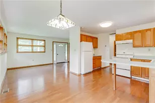 975 S High St, Yellow Springs Vlg, OH 45387 - Photo 5