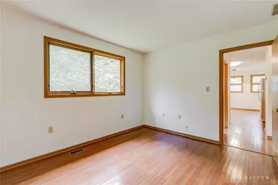 975 S High Street, Yellow Springs Vlg, OH 45387 - Photo 11