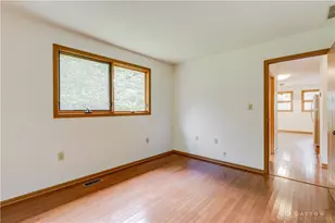 975 S High St, Yellow Springs Vlg, OH 45387 - Photo 11
