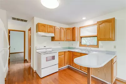 975 S High Street, Yellow Springs Vlg, OH 45387 - Photo 7
