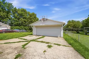 3601 Lancashire Dr, Dayton, OH 45417 - Photo 41