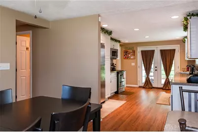 6520 Larcomb Drive, Huber Heights, OH 45424 - Photo 9