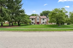 3822 Walnut Grove Ln, Beavercreek, OH 45440 - Photo 3