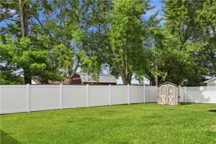 718 Greyhound Dr, New Lebanon, OH 45345 - Photo 13
