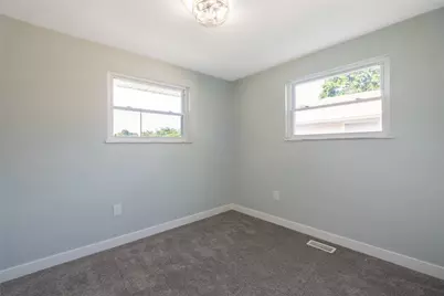 6650 Pine Ridge Avenue, Enon Vlg, OH 45323 - Photo 13