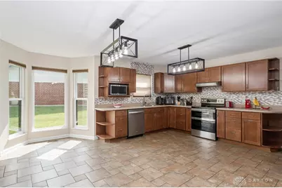 6840 Coronado Circle, Huber Heights, OH 45424 - Photo 19