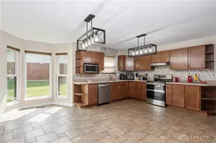 6840 Coronado Cir, Huber Heights, OH 45424 - Photo 19