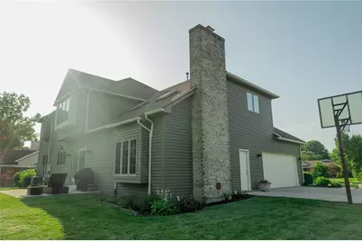 2444 Luray Drive, Troy, OH 45373 - Photo 9