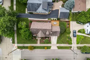 204 Hilltop Ave, Oakwood, OH 45419 - Photo 11