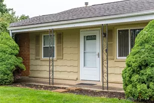 1367 Sheridan Ct, Troy, OH 45373 - Photo 3