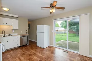 1367 Sheridan Ct, Troy, OH 45373 - Photo 9