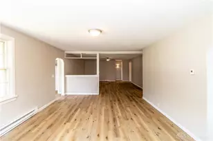 254 N Sycamore St, Union City, OH 45390 - Photo 5