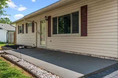 1093 Frost Circle Drive, Xenia, OH 45385 - Photo 9