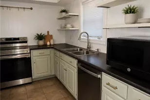 1032 Hampshire Rd, Dayton, OH 45419 - Photo 7