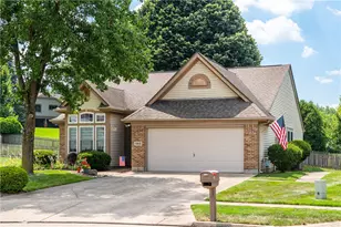 563 Breckenridge Way, Beavercreek, OH 45430 - Photo 3