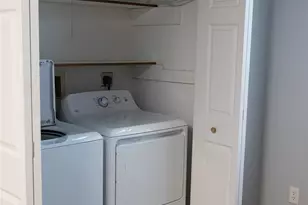9640 Whalers, Dayton, OH 45458 - Photo 9