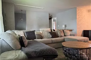 1310 Westmoor Dr, Wilmington, OH 45177 - Photo 7