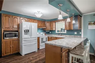 5011 Angelita Ave, Huber Heights, OH 45424 - Photo 7