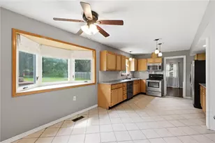 3091 Shakertown Rd, Beavercreek, OH 45434 - Photo 13