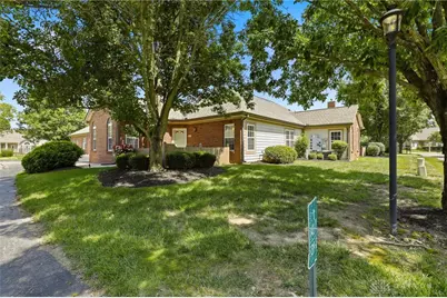 127 Edinburgh Village Drive, Centerville, OH 45458 - Photo 31