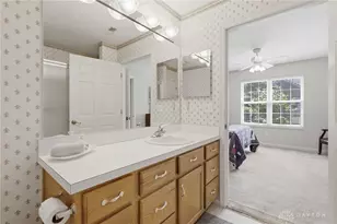 127 Edinburgh Village Dr, Centerville, OH 45458 - Photo 19
