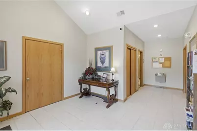 127 Edinburgh Village Drive, Centerville, OH 45458 - Photo 17