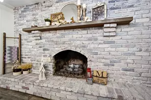 6108 Clematis Dr, Miami Township, OH 45449 - Photo 9