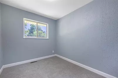 5082 Leedale Drive, Jefferson Twp, OH 45417 - Photo 11