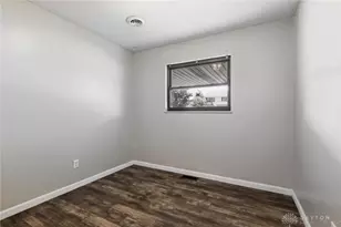 5676 Bellefontaine Rd, Huber Heights, OH 45424 - Photo 25