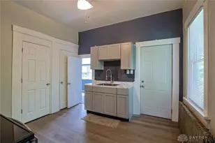 62 Pioneer St, Dayton, OH 45405 - Photo 7