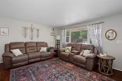 5580 Barnard Drive, Huber Heights, OH 45424 - Photo 9