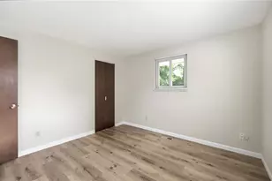 6537 Highbury Rd, Huber Heights, OH 45424 - Photo 15