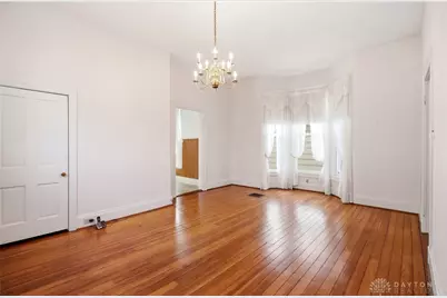 202 W 69th Street, Cincinnati, OH 45216 - Photo 5