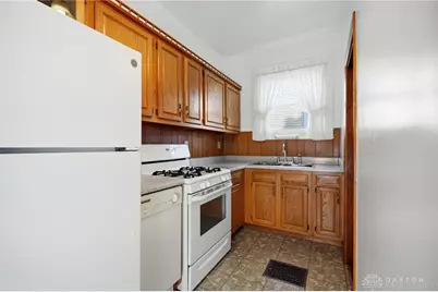 202 W 69th Street, Cincinnati, OH 45216 - Photo 9