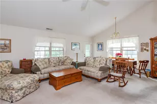 6746 Grovebelle Dr, Huber Heights, OH 45424 - Photo 5