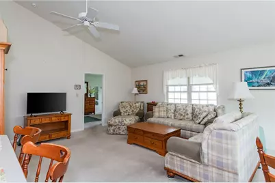 6746 Grovebelle Drive, Huber Heights, OH 45424 - Photo 7