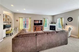 1687 Big Bear Dr, Washington Twp, OH 45458 - Photo 3