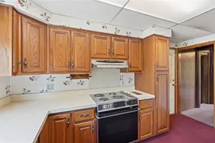 7550 Dog Leg Rd, Dayton, OH 45414 - Photo 9