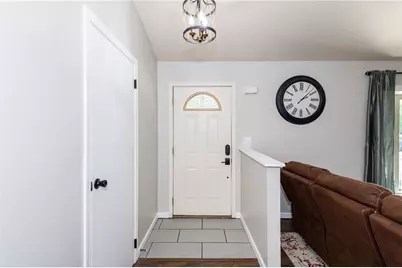1221 Warwick Drive, Miamisburg, OH 45342 - Photo 3