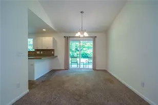 92 Locust Dr, Springboro, OH 45066 - Photo 3