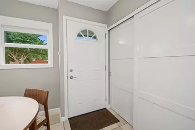 5041 Glouster Avenue, Dayton, OH 45431 - Photo 5