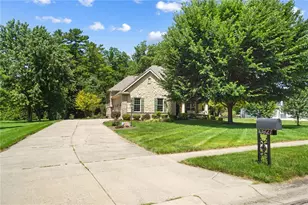 10927 Cold Spring Dr, Washington Twp, OH 45458 - Photo 3