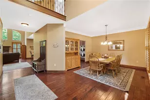 10927 Cold Spring Dr, Washington Twp, OH 45458 - Photo 9