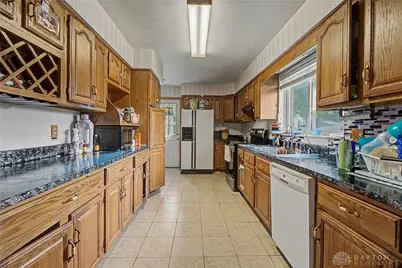 3071 Vale Drive, Dayton, OH 45420 - Photo 13