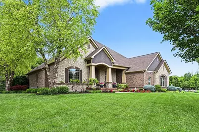 9356 Ridings Boulevard, Washington Twp, OH 45458 - Photo 3