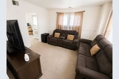 3824 W Hillcrest Avenue, Harrison Twp, OH 45406 - Photo 5