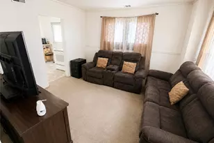 3824 W Hillcrest Ave, Harrison Twp, OH 45406 - Photo 5